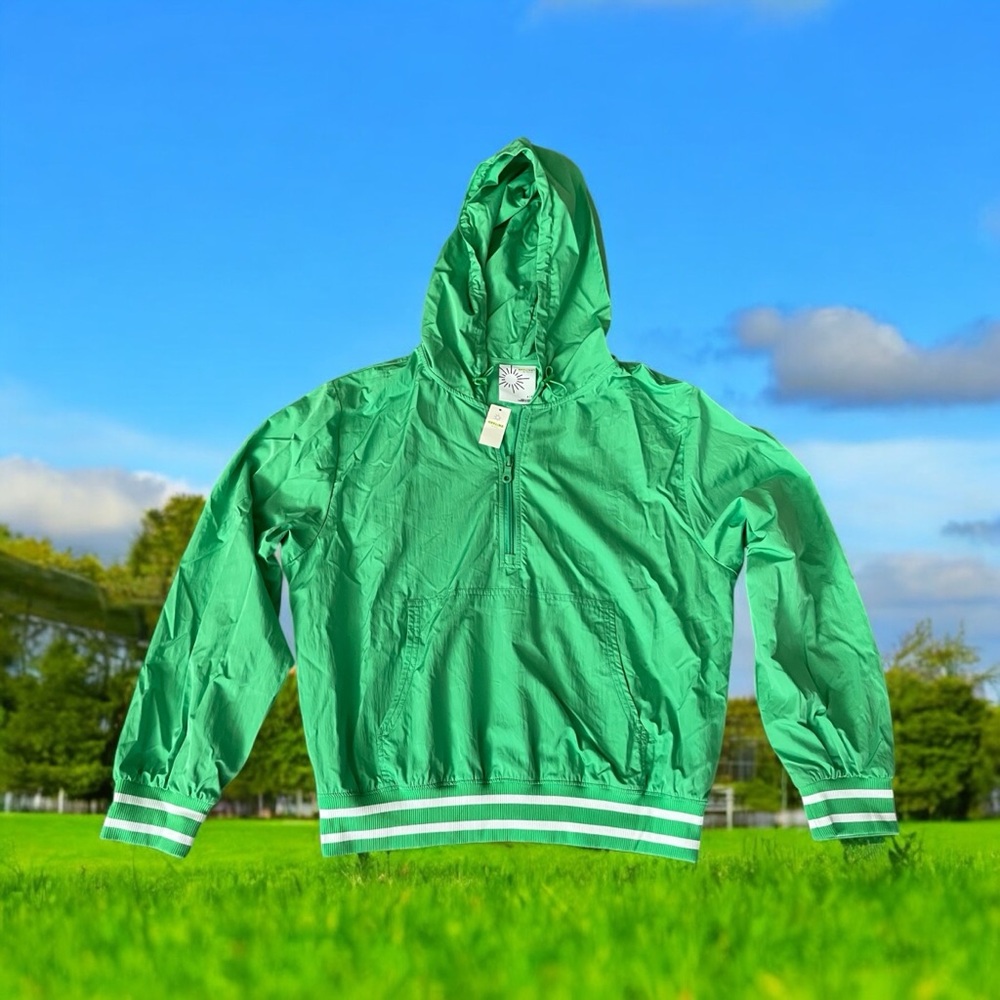 Offline by Aerie Womens Small Lightweight Green Half Zip Hooded Wind Breaker NWT